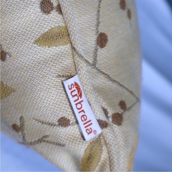 NEW! One Sunbrella Grove Oat Design Soft
Square Throw Pillow 18 x 18 - Picture 3 of 4